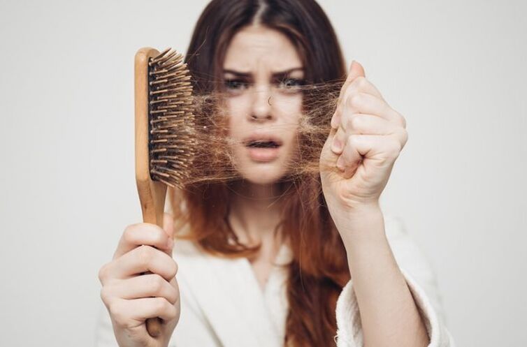 Caída del cabello en las mujeres.